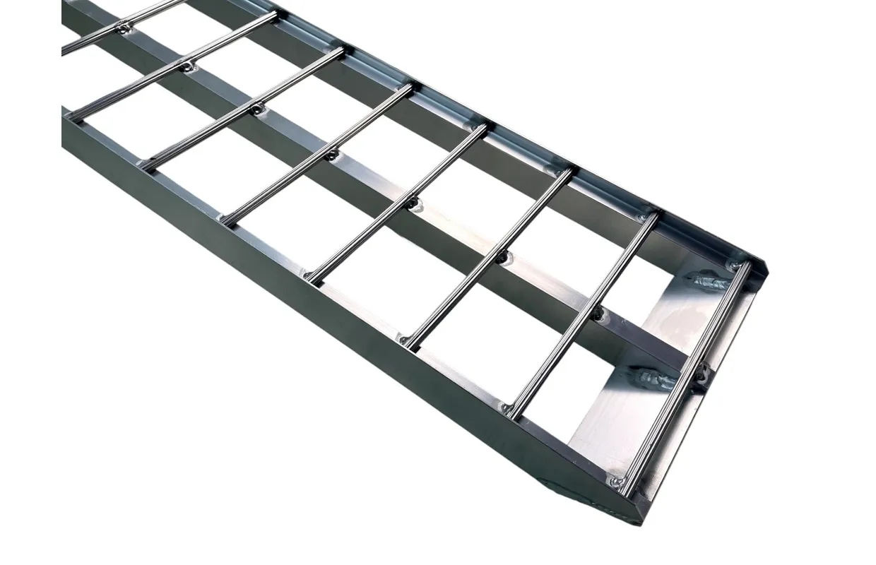 Set open oprijplaten aluminium 680kg 2230 x 280mm inklapbaar bruikbare breedte 275mm MW Tools